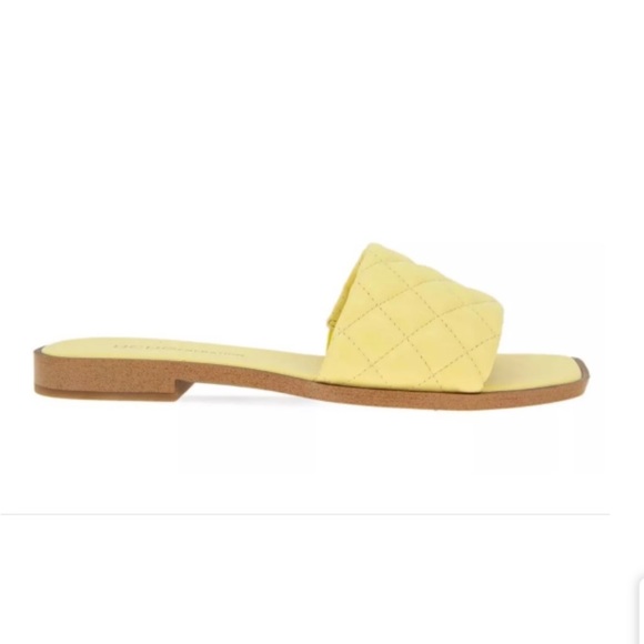 BCBGENERATION YELLOW SLIDE SANDALS  NWT SIZE 9 - Picture 3 of 13